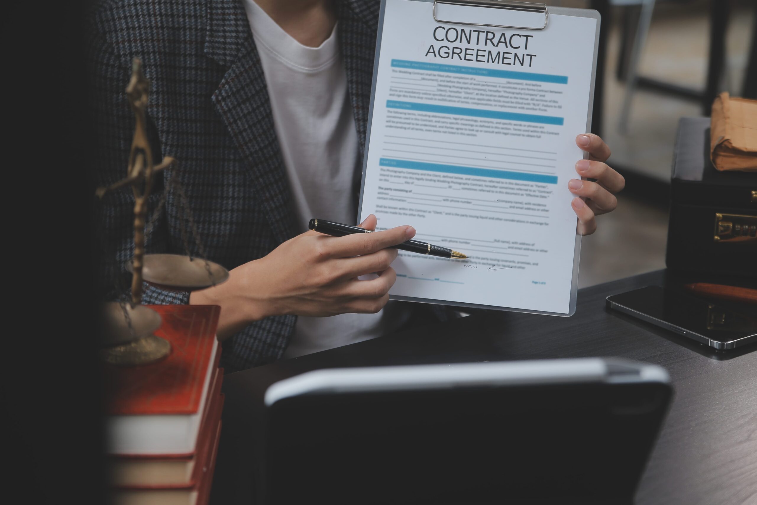 contract roles in london